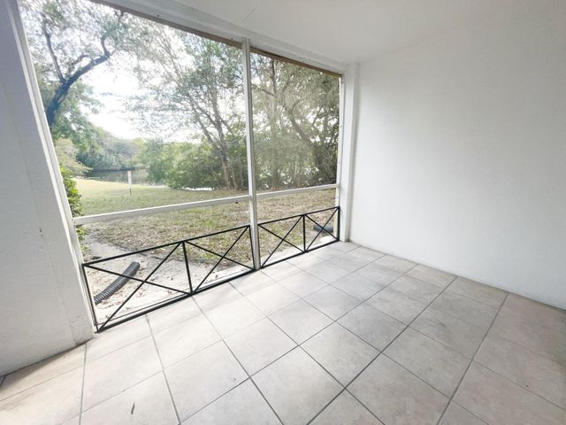 815 W Boynton Beach Boulevard 4-102, Boynton Beach, FL 33426