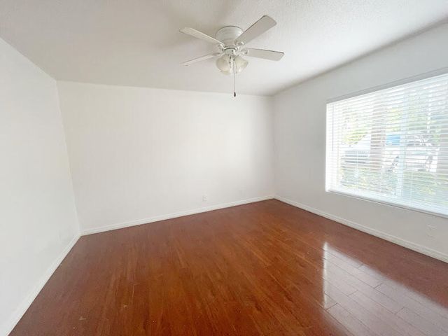 815 W Boynton Beach Boulevard 4-102, Boynton Beach, FL 33426