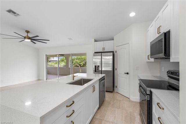 3214 10th ST SW, Lehigh Acres, FL 33976