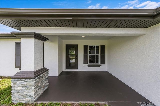 3214 10th ST SW, Lehigh Acres, FL 33976
