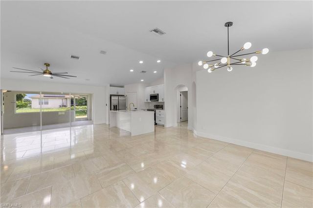 3214 10th ST SW, Lehigh Acres, FL 33976