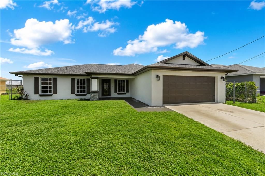 3214 10th ST SW, Lehigh Acres, FL 33976