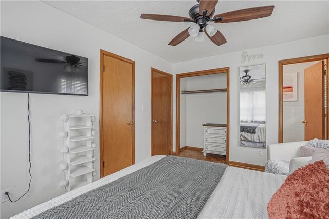 1529 Oakwood Drive, Norman, OK 73069
