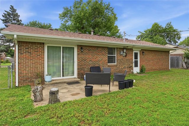 1529 Oakwood Drive, Norman, OK 73069