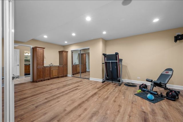 430 Alberosky Way, Batavia, IL 60510