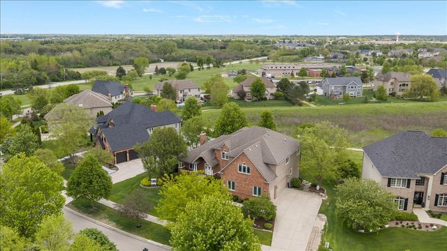 430 Alberosky Way, Batavia, IL 60510