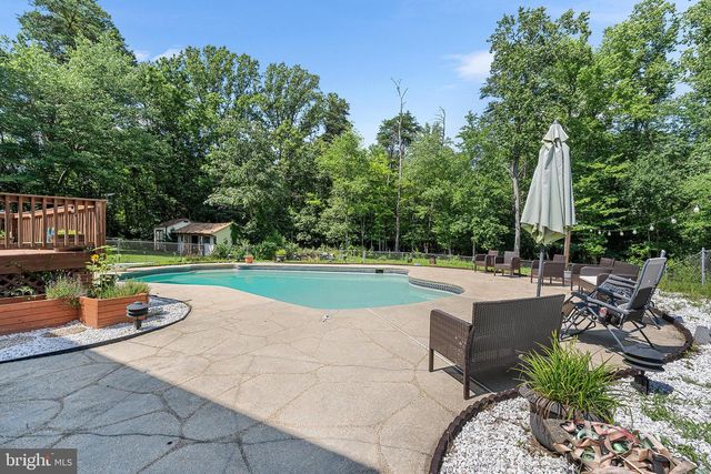 15590 OAK GLEN CIR, Hughesville, MD 20637