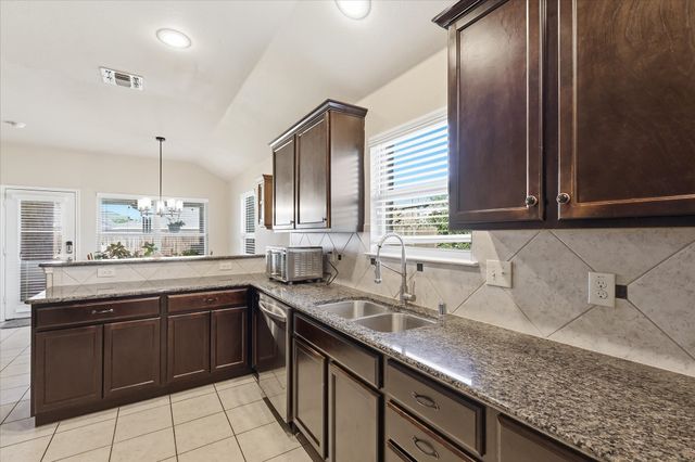 8717 Whirlwind Trail, Aubrey, TX 76227