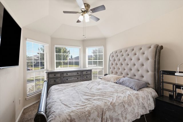 8717 Whirlwind Trail, Aubrey, TX 76227