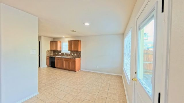 2843 Maybrook Hollow Lane, Houston, TX 77047