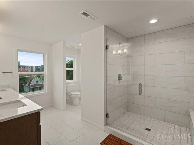 1623 Dexter Avenue, Cincinnati, OH 45206