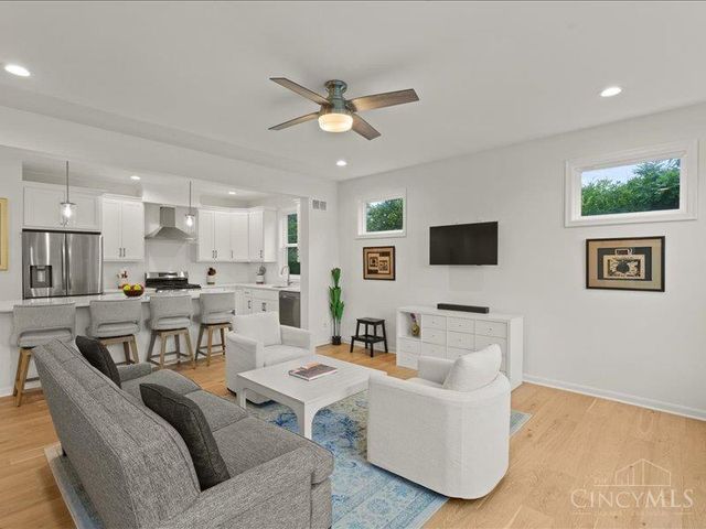 1623 Dexter Avenue, Cincinnati, OH 45206