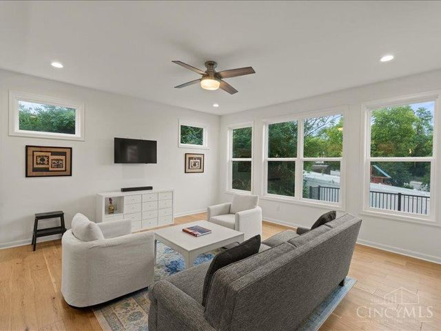 1623 Dexter Avenue, Cincinnati, OH 45206