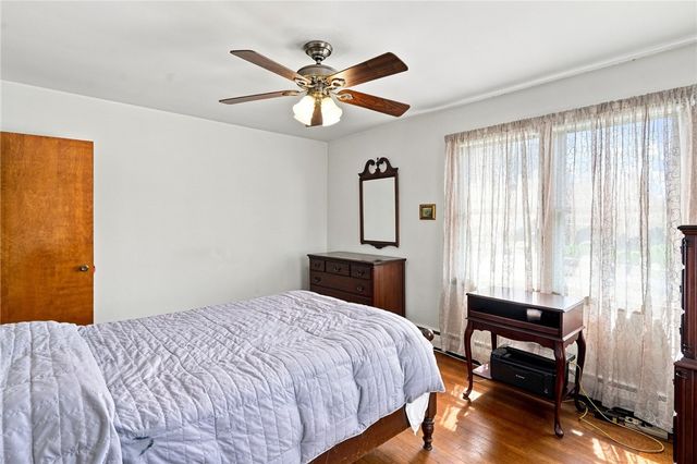 219 Grosvenor Avenue, North Providence, RI 02904