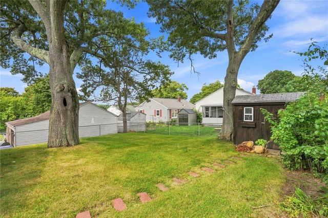 219 Grosvenor Avenue, North Providence, RI 02904