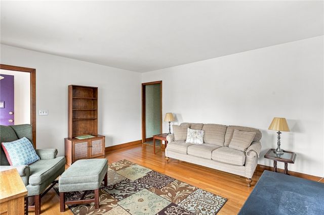 219 Grosvenor Avenue, North Providence, RI 02904