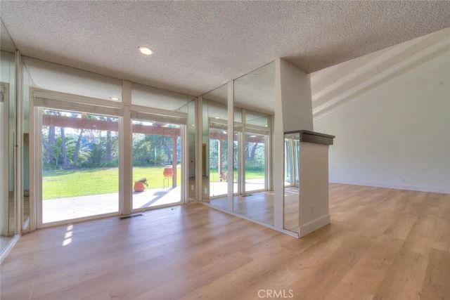 16612 Park Lane Circle, Los Angeles, CA 90049