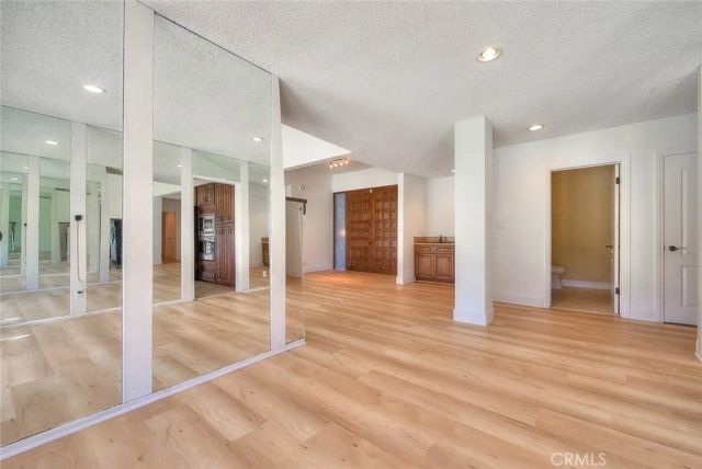 16612 Park Lane Circle, Los Angeles, CA 90049