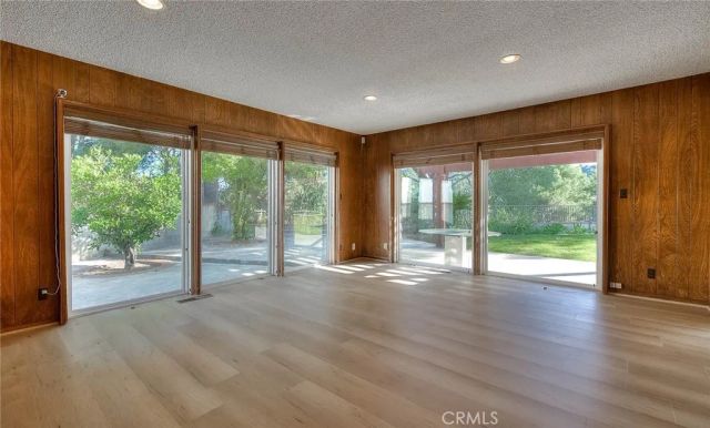 16612 Park Lane Circle, Los Angeles, CA 90049