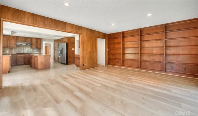 16612 Park Lane Circle, Los Angeles, CA 90049