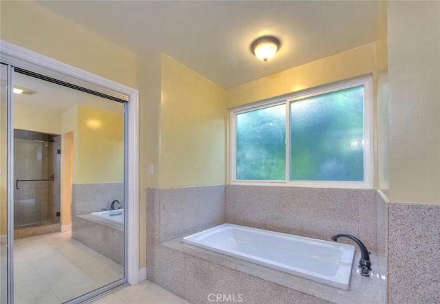 16612 Park Lane Circle, Los Angeles, CA 90049
