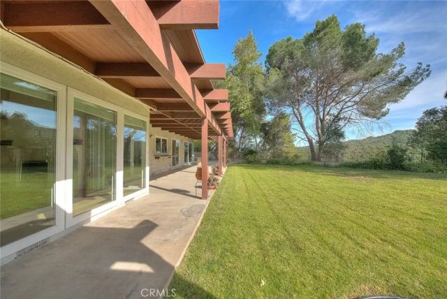 16612 Park Lane Circle, Los Angeles, CA 90049
