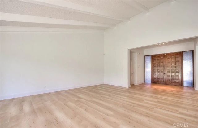 16612 Park Lane Circle, Los Angeles, CA 90049