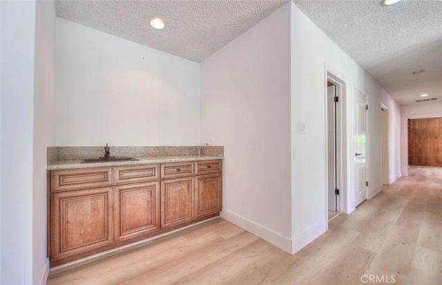 16612 Park Lane Circle, Los Angeles, CA 90049