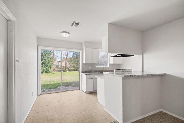 14415 Insley Street, Houston, TX 77045