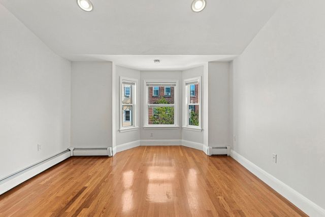 67 Old Harbor Street 3, Boston, MA 02127