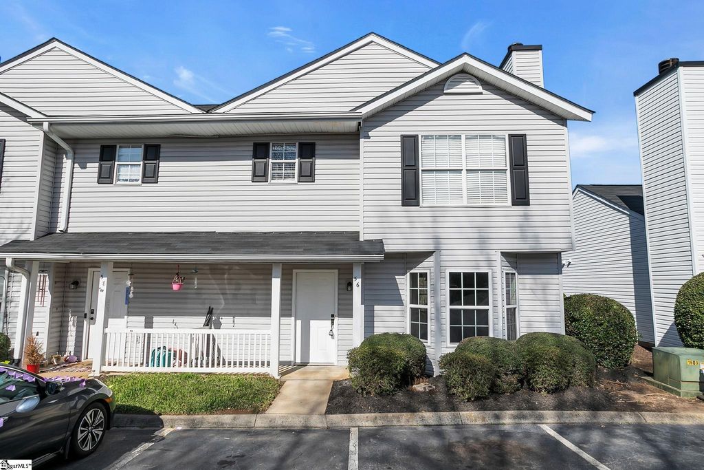 56 Hayfield Lane, Greer, SC 29650