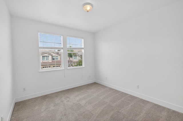 9475 Winding River Way, Elk Grove, CA 95624