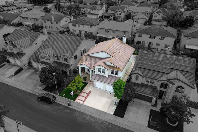 9475 Winding River Way, Elk Grove, CA 95624