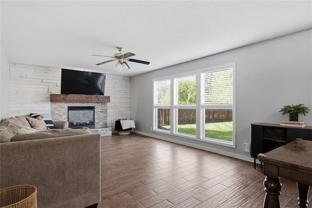 269 W Cheyenne Street, Gardner, KS 66030
