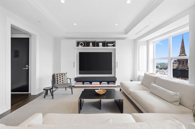 300 Boylston St 1202, Boston, MA 02116