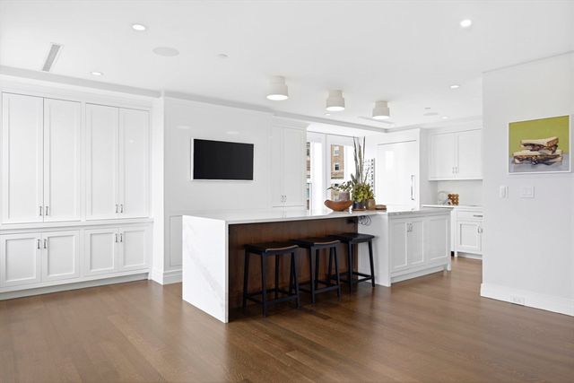 300 Boylston St 1202, Boston, MA 02116