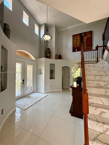 15465 SW 117th St, Miami, FL 33196