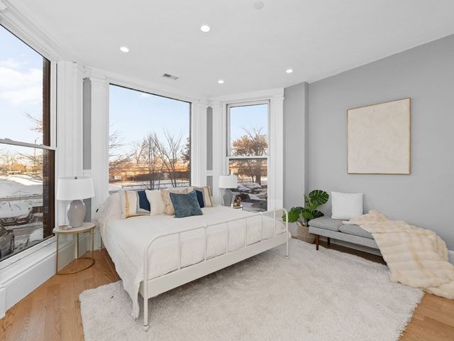 25 Bay State Rd 1, Boston, MA 02215