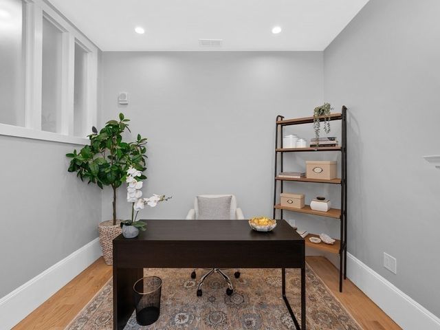 25 Bay State Rd 1, Boston, MA 02215