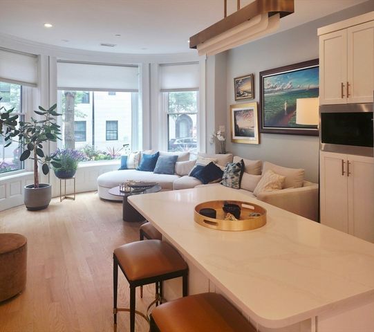 25 Bay State Rd 1, Boston, MA 02215