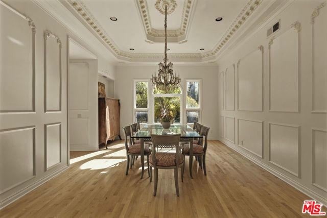 3780 Multiview Drive, Los Angeles, CA 90068