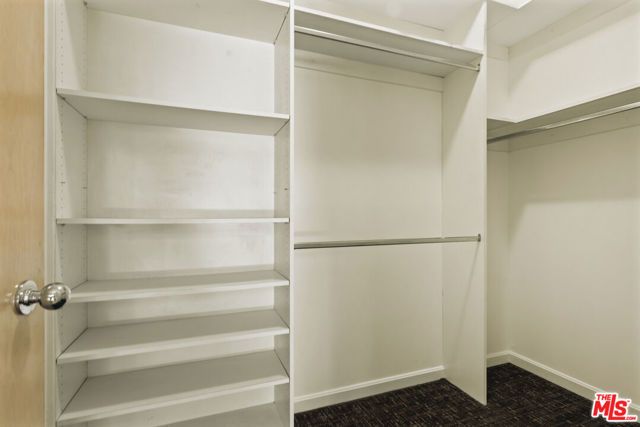 3780 Multiview Drive, Los Angeles, CA 90068