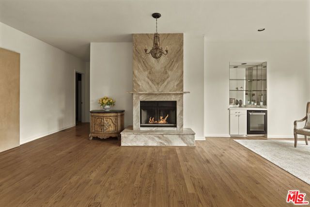 3780 Multiview Drive, Los Angeles, CA 90068