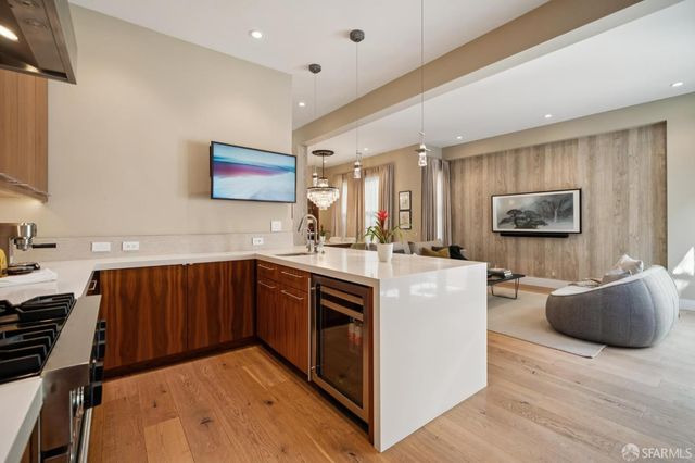 4349 20th Street, San Francisco, CA 94114