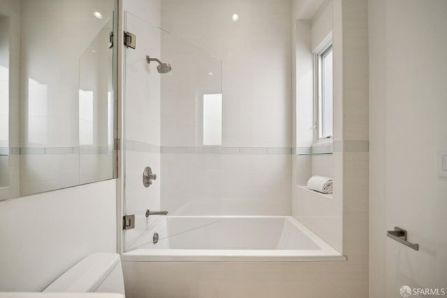 4349 20th Street, San Francisco, CA 94114