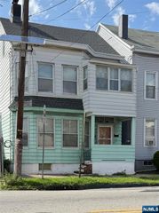580 Madison Avenue, Paterson, NJ 07514