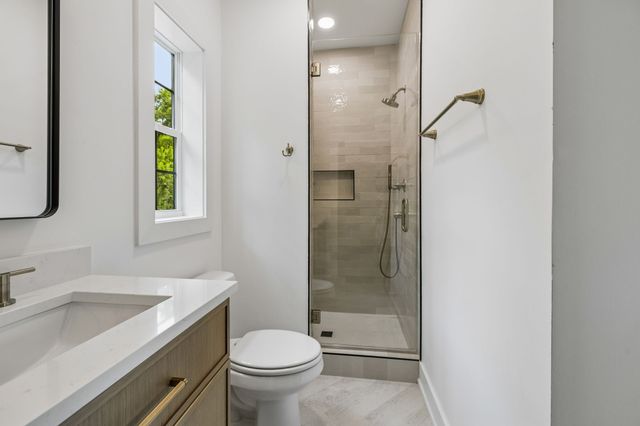 2809 Cooper Ln, Nashville, TN 37216