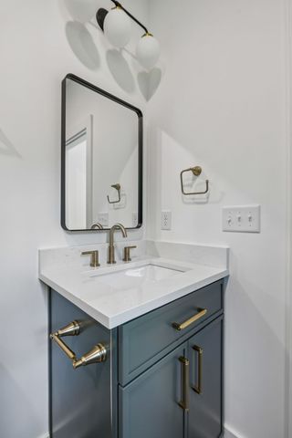 2809 Cooper Ln, Nashville, TN 37216