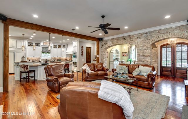 270 Evergreen Drive, Brandon, MS 39042