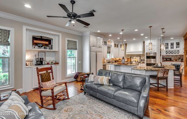 270 Evergreen Drive, Brandon, MS 39042